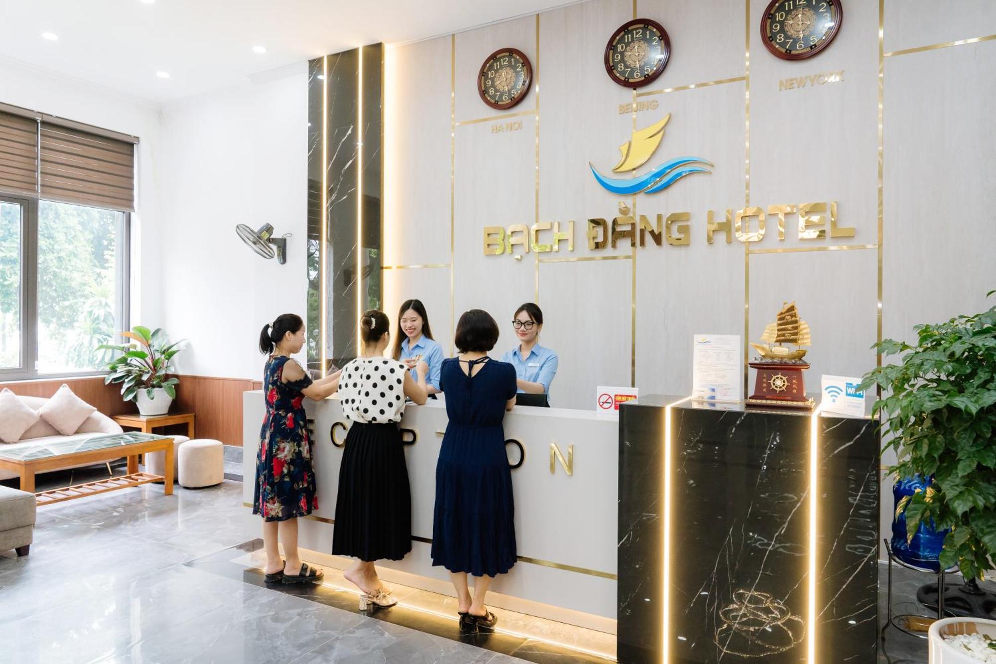 Bach Dang Ha Long Hotel Экстерьер фото